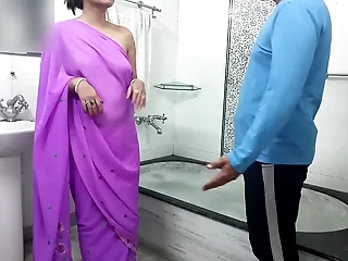 Real Indian Desi Punjabi Horny Mommy's Evanescent help (Stepmom stepson) have sex roleplay with Punjabi audio HD xxx